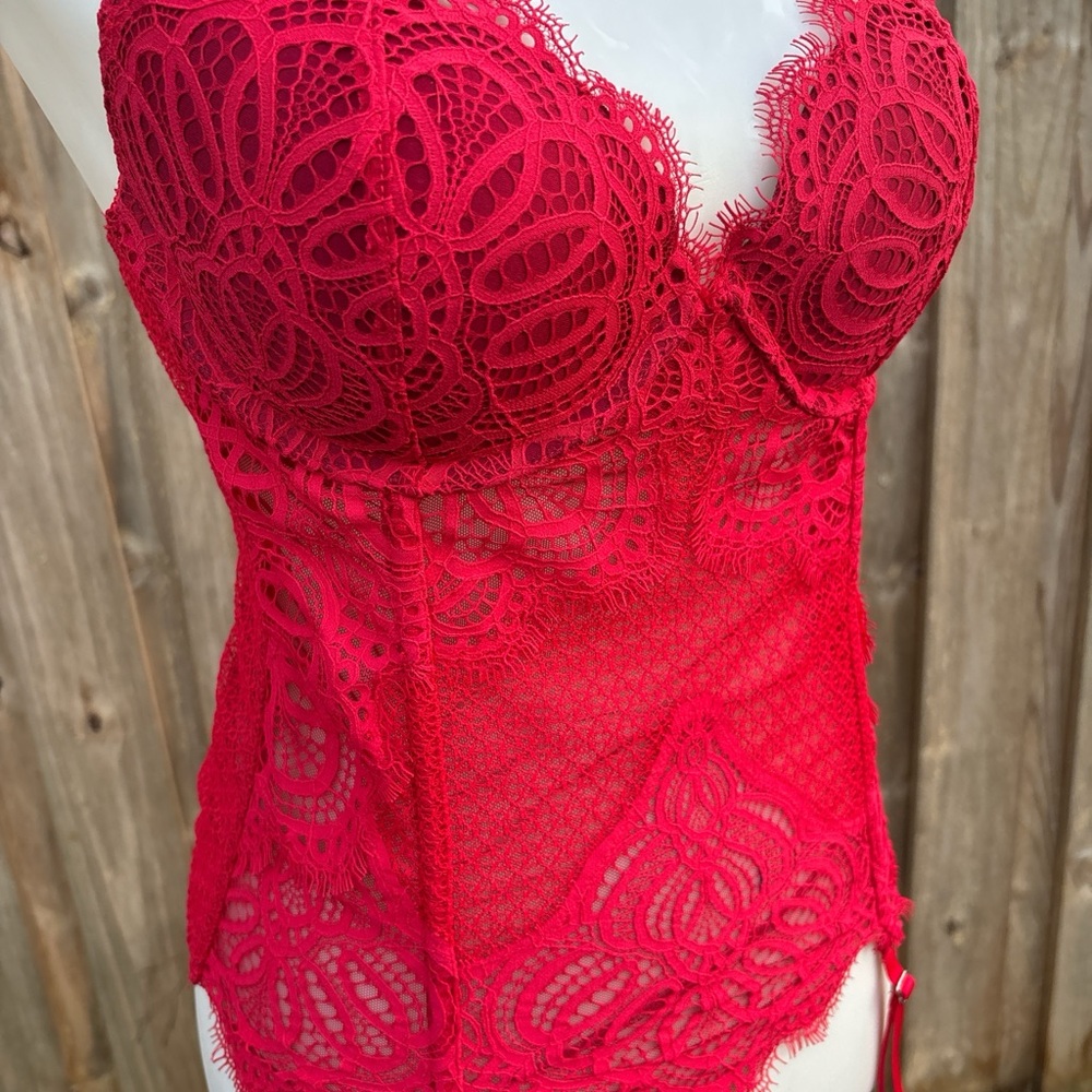 Victoria's Secret Red Corset top 36C. - Picture 6 of 8